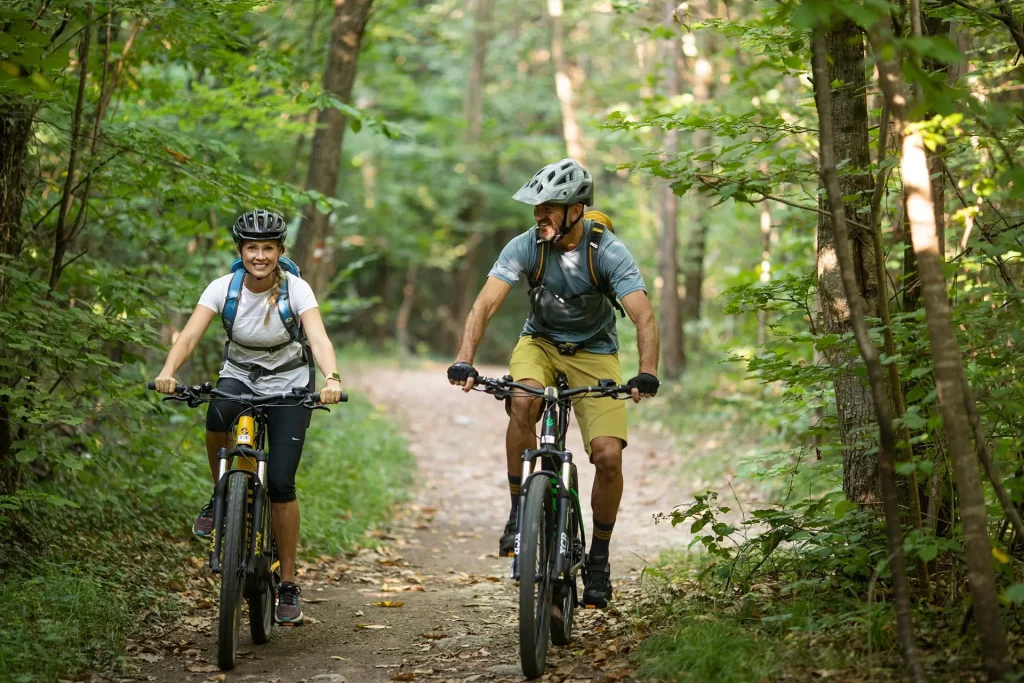 Radfahren und Mountainbiken im Montiggler Wald